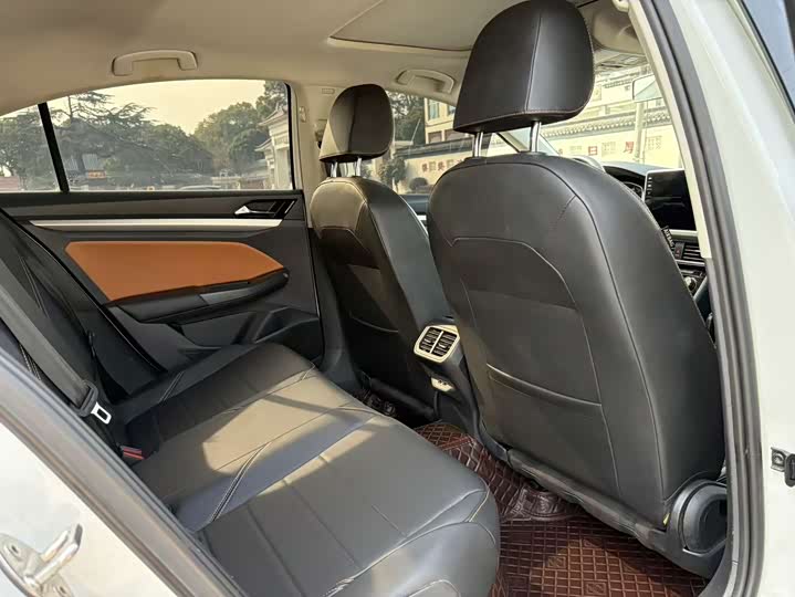 Фото 9 - Volkswagen Bora