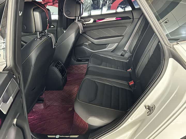 Фото 8 - Volkswagen CC