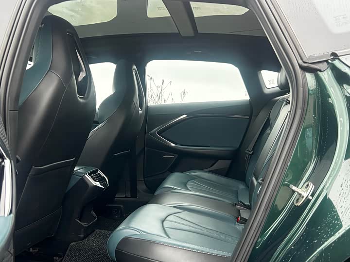 Фото 8 - MG Motor 7