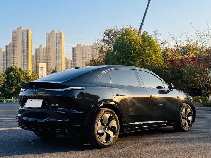 Фото 4 - Nio Onvo L60