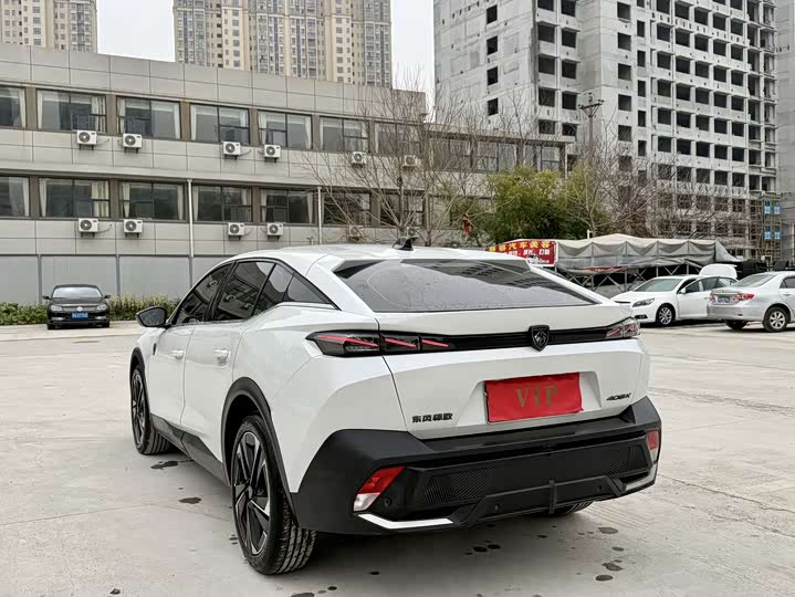 Фото 9 - Peugeot 408X