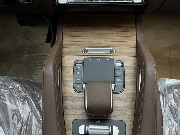 Photo 4 - Mercedes-Benz GLE-Class