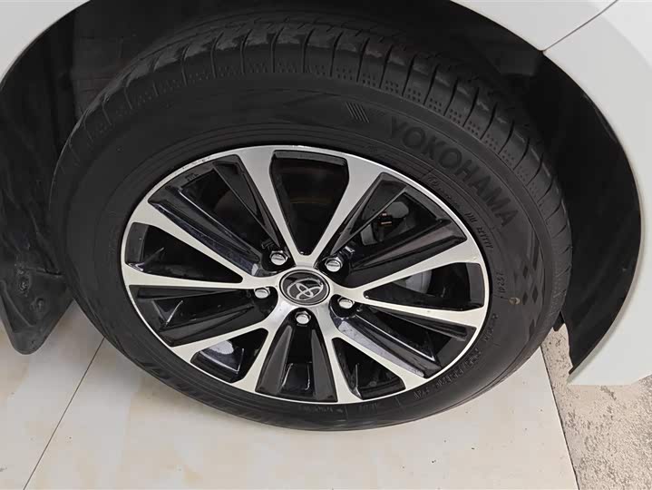 Photo 6 - Toyota Levin