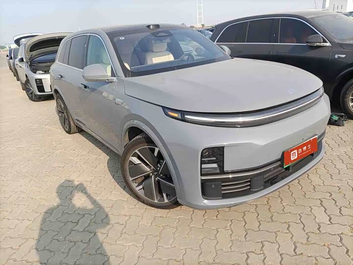 Фото 2 - LiXiang L7