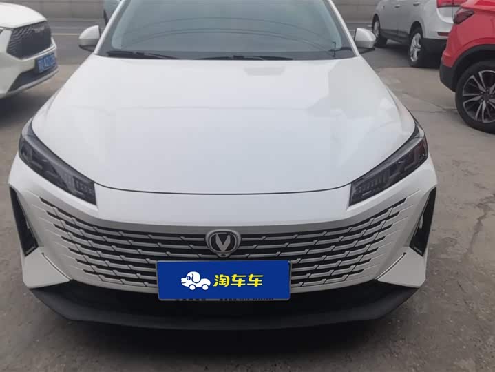 Фото 2 - Changan Yida