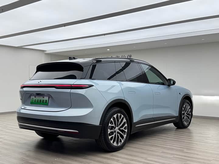 Фото 4 - Nio ES6