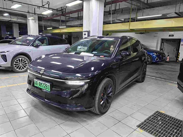 Фото 1 - Zeekr 7X