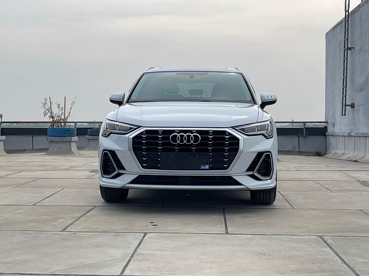Фото 2 - Audi Q3