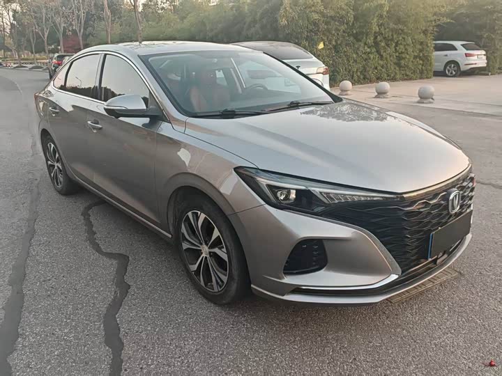 Фото 3 - Changan Eado Plus