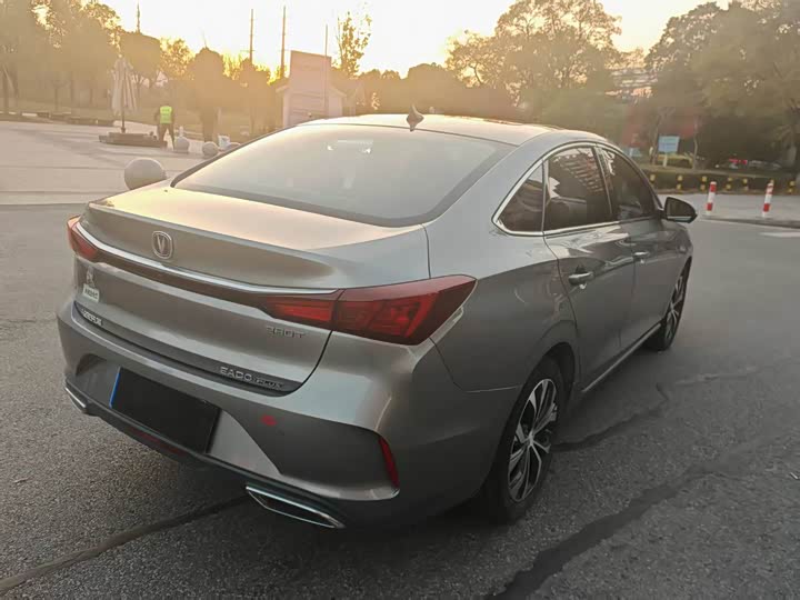 Фото 7 - Changan Eado Plus