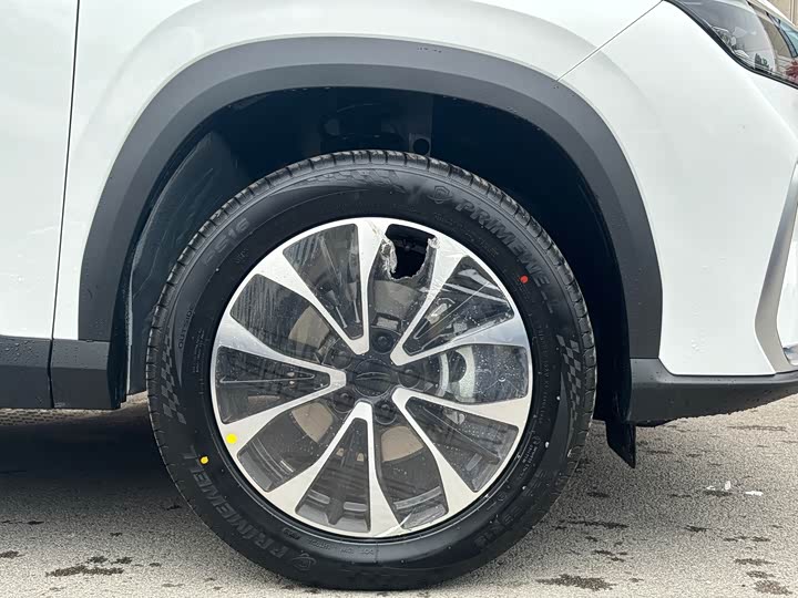 Фото 3 - Geely Atlas