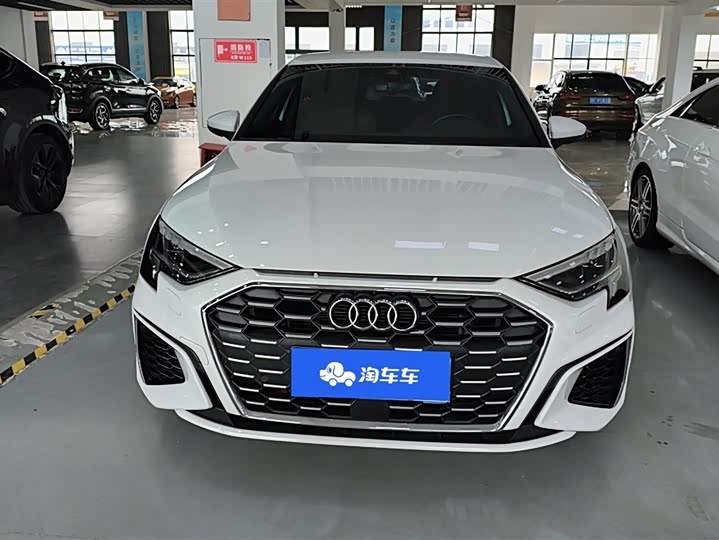 Фото 2 - Audi A3