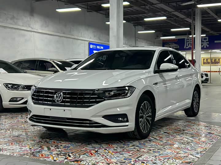 Фото 2 - Volkswagen Sagitar L