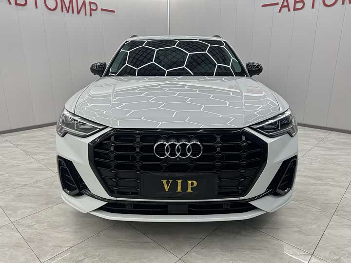 Фото 3 - Audi Q3