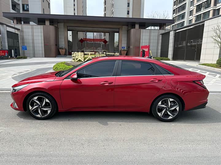 Фото 3 - Hyundai Elantra N line
