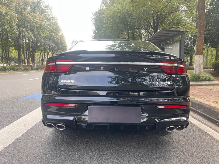 Фото 4 - Geely Preface