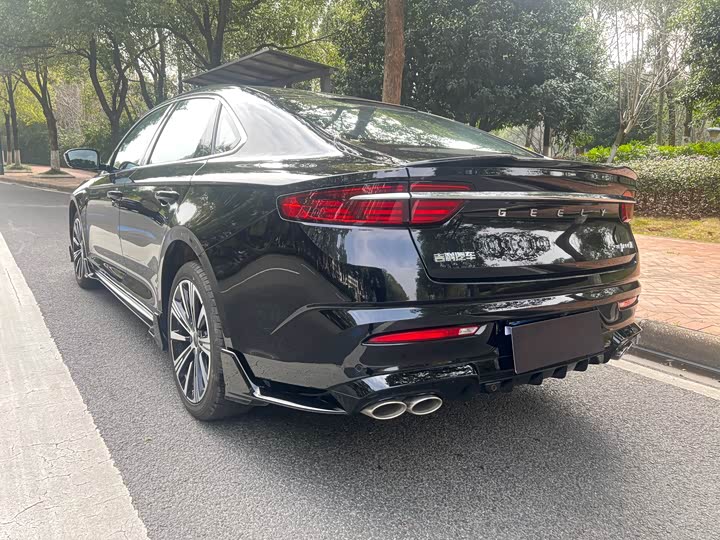 Фото 6 - Geely Preface