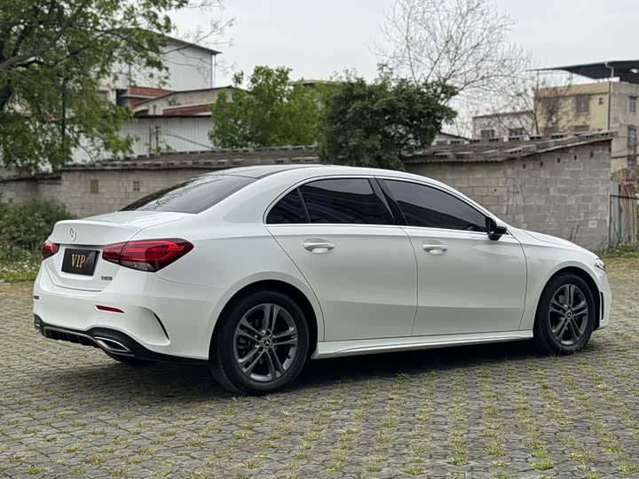 Фото 4 - Mercedes-Benz A-Class