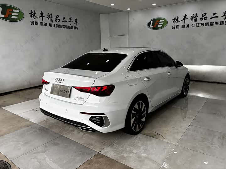 Фото 5 - Audi A3