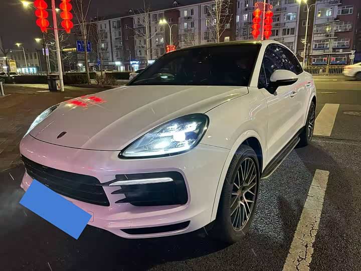 Фото 1 - Porsche Cayenne