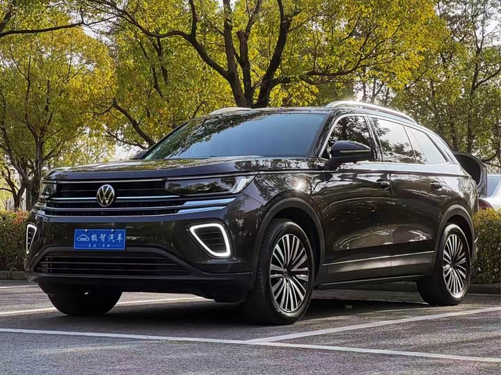 Photo 1 - Volkswagen Tavendor