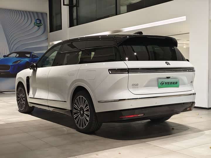 Фото 7 - Nio ES8