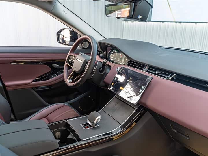 Photo 6 - Land Rover Range Rover Evoque L