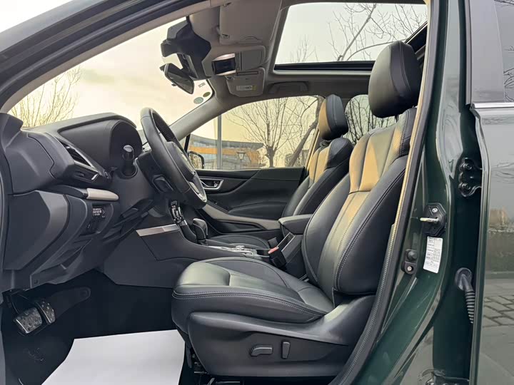 Фото 7 - Subaru Forester