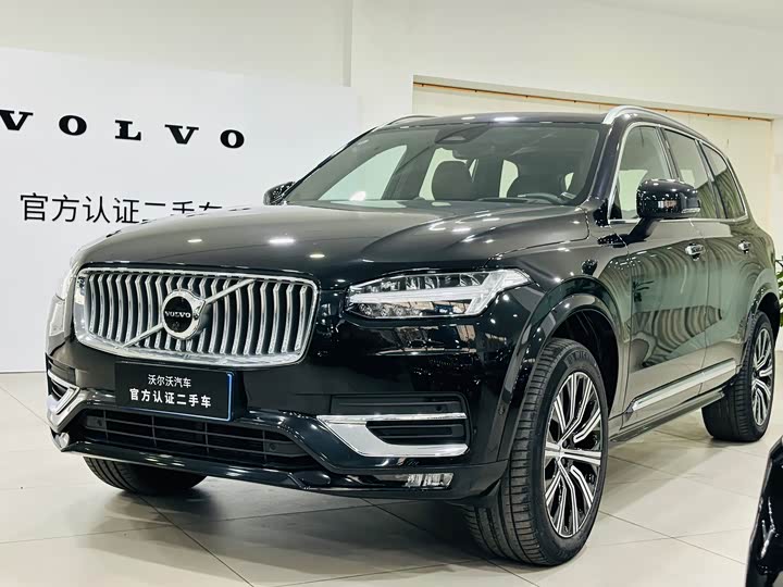Фото 1 - Volvo XC90