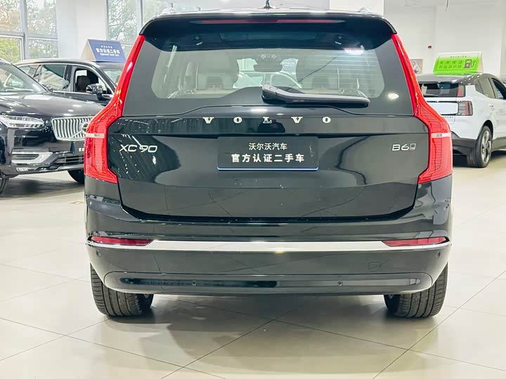 Фото 6 - Volvo XC90