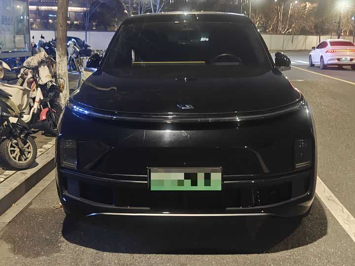 Фото 2 - LiXiang L9