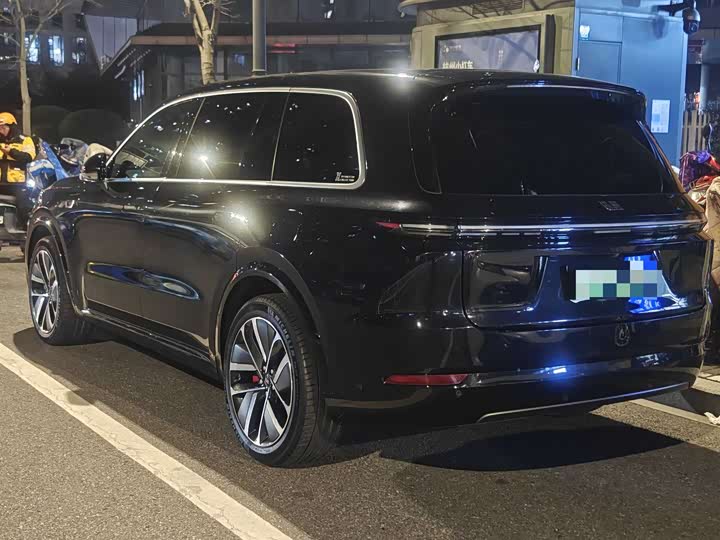 Фото 6 - LiXiang L9