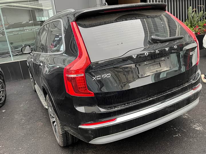 Фото 3 - Volvo XC90