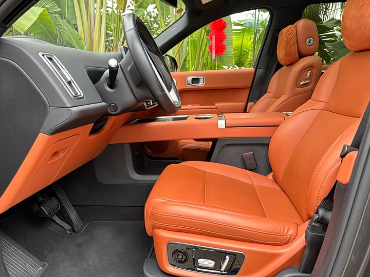 Фото 9 - LiXiang L8