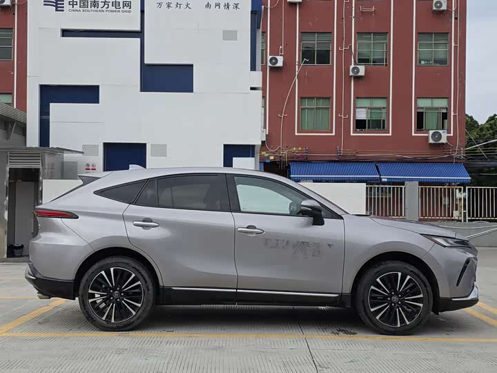 Photo 4 - Toyota Venza