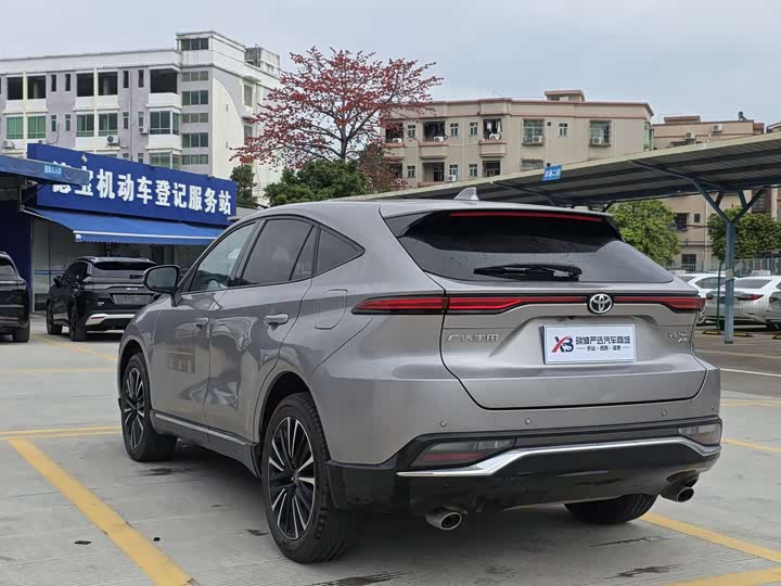 Photo 7 - Toyota Venza