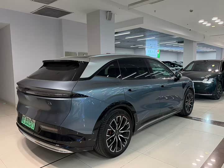 Фото 5 - Zeekr 7X