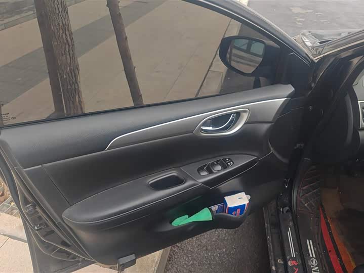 Фото 7 - Nissan Sylphy