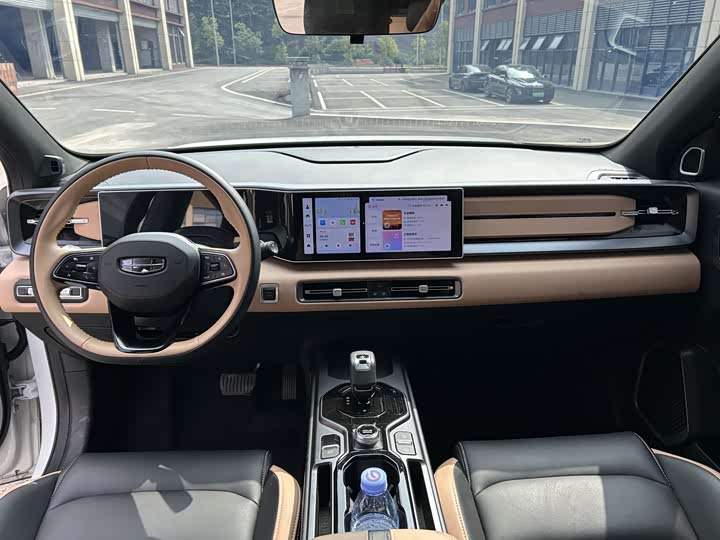 Photo 8 - Geely Icon