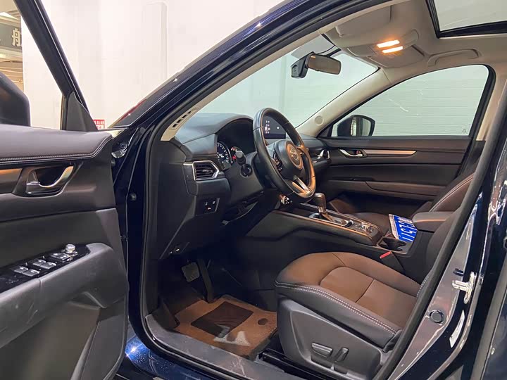 Фото 8 - Mazda CX-5