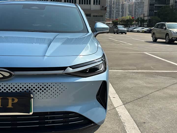 Photo 6 - Chery Fulwin A8