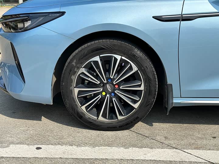 Photo 7 - Chery Fulwin A8