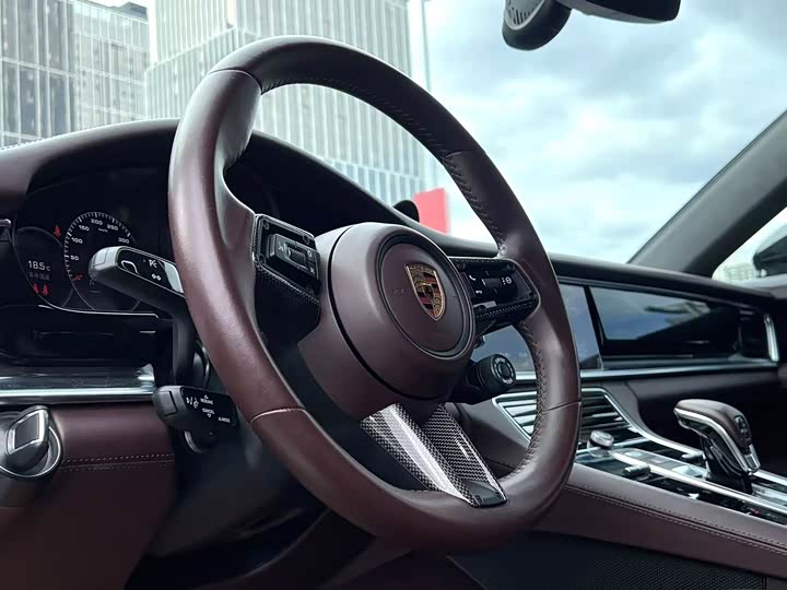 Фото 4 - Porsche Panamera