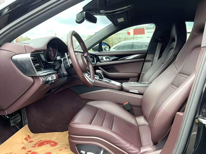 Фото 5 - Porsche Panamera