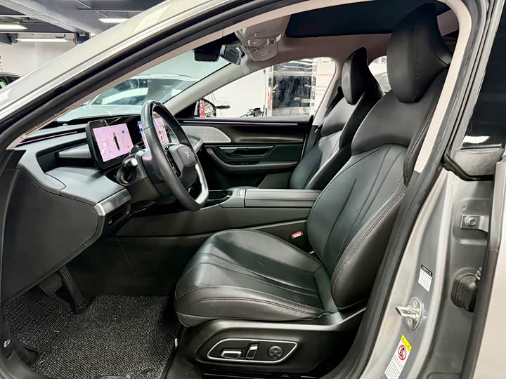 Фото 5 - XPeng P7