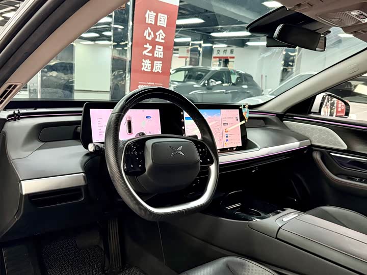 Фото 7 - XPeng P7