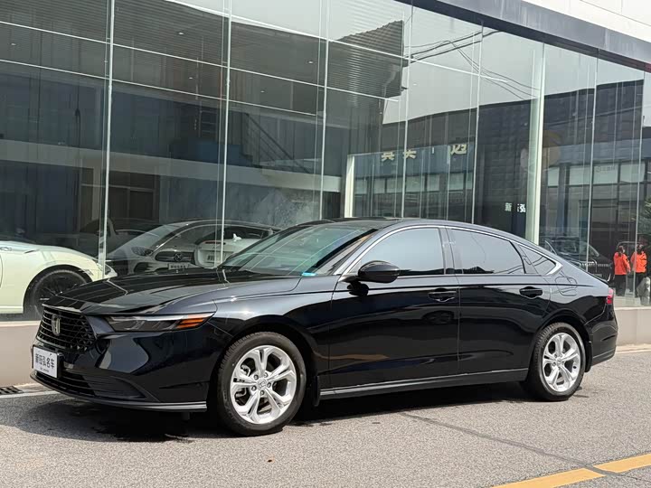 Photo 1 - Honda Accord