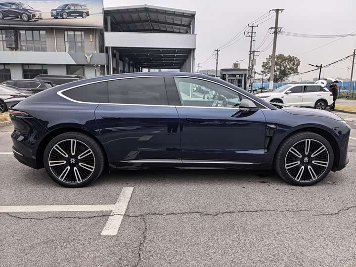 Фото 4 - Nio ET9