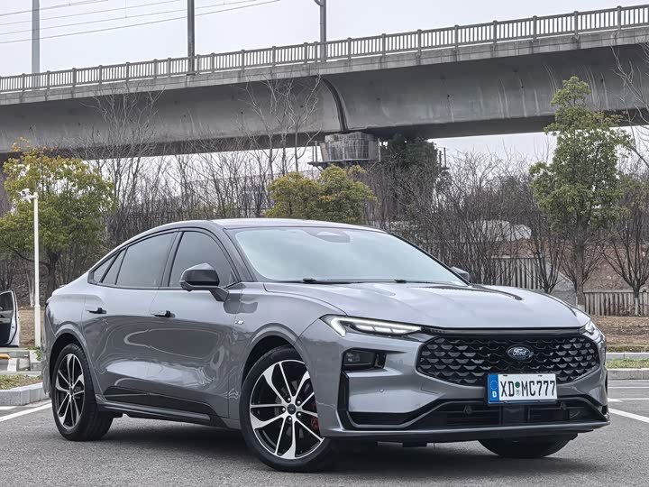 Фото 3 - Ford Mondeo