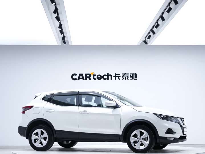 Фото 5 - Nissan Qashqai